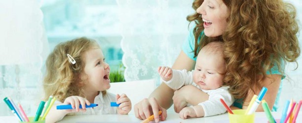 id'Home - Service garde d'enfants et bébé à domicile baby-sitter 94 - paris et 95